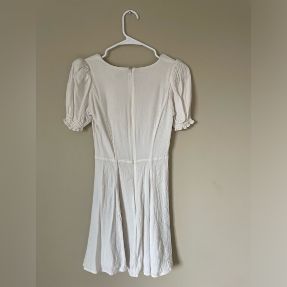 Sunday Best TINSLEY White Mini Dress with Puff Sleeves SIZE 0 NWOT - Picture 7 of 7